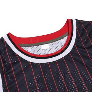 Maillot de basketball respirant personnalisé à prix d'usine avec manches courtes et option grande taille - Créez le vôtre - Product Image 3