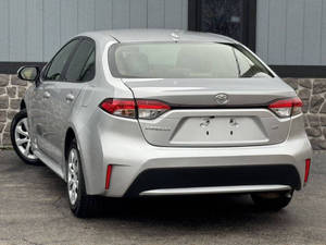 Toyota Corolla LE d'occasion 2021 - Product Image 5