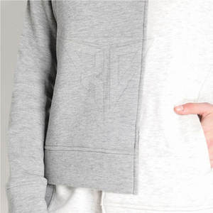 Survêtement d'hiver pour femmes de haute qualité motif solide haut de transpiration ensemble facile à porter meilleur vendeur fabriqué au Pakistan - Product Image 3