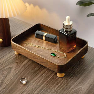 Ensemble de plateau en bois de noyer avec gravure personnalisée Ajout élégant et unique à la décoration intérieure pour bijoux ou bibelot - Product Image 1