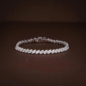 กำไลเทนนิสเพชรโมอิสซาไนต์ทรงมาร์ควิส คัต เกรด VVS สำหรับเป็นของขวัญวันวาเลนไทน์ ทำจากเงินแท้ 925 เครื่องประดับคุณภาพสำหรับผู้หญิง ราคาประหยัด - Product Image 1