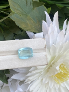 Aigue-marine naturelle de 9.10 carats, pierre taillée sur coussin, pierre précieuse à facettes pour la fabrication de bijoux. - Product Image 5