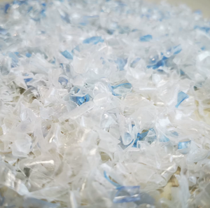 Produit en plastique recyclé de flocons de bouteille en PET lavés et séchés à chaud à faible teneur en PVC - Product Image 5