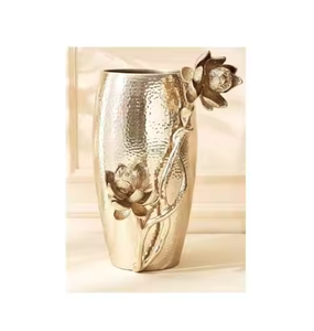 Venta al por mayor a granel atractivo diseño de alta calidad de metal florero para la decoración del hogar Mesa espacio de estar decoración superventas jarrones - Product Image 2