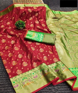 Nouveau chemisier en soie douce de Litchi de Style ethnique à la mode avec riche palpu et brocart contrastant pour les vêtements de mariage et de Festival - Product Image 1