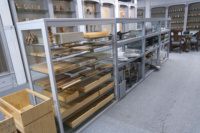 Maßgefertigter Umweltfreundlicher Moderner Massivholz-Schubladenschrank Aufbewahrungsmöbel für Zuhause Küche Schuh- & Lebensmittelorganizer
