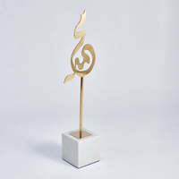 Sculpture Moderne en Laiton, Pièce d'Art Décorative, Artisanat Métallique Fait Main, Écologique et Durable pour la Maison, le Bureau, les Mariages et les Anniversaires