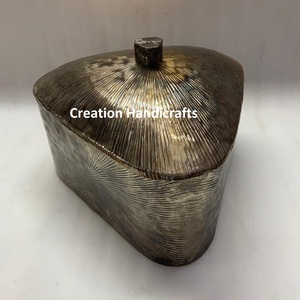 Leaf Design <b>Beautiful</b> Metal Chafing Dish Food Warmer casserole & Food Heater for Buffet Serving 100% Food Safe - Product Image 4