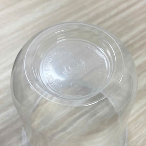 Quang Quan 95mm Vaso de plástico transparente desechable 500ml 17oz Pared simple con tapa inferior en forma de U para café helado y helado - Product Image 4