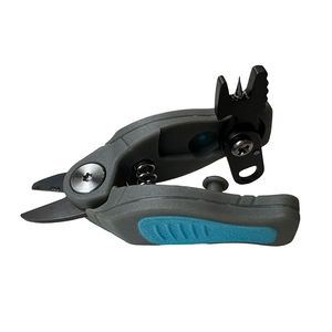 Tijeras de Pesca Mini de 2.5 Pulgadas con Mango Bloqueable, Agarre Antideslizante, Gancho para Limpiar Ojos de Anzuelo, Cortador de Línea de Pesca con Retractor - Product Image 1