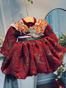 ชุดผ้าไหมลายสนสำหรับเด็กใส่ในเทศกาลตรุษจีน ผลิตในเวียดนาม - Product Image 2