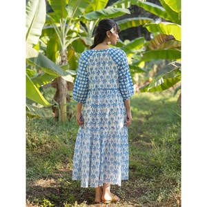 Solid V-neck <b>Spaghetti</b> <b>Strap</b> Comfort-Fit Floor-Length Cotton Maxi Dress for Casual Beach Days - Product Image 4