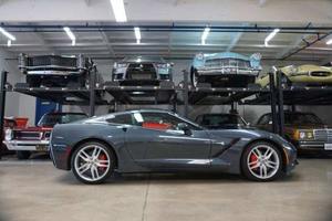 Se Vende Corvette 2019 Convertible de 2 Puertas, Automático, 2631 Millas, Interior Claro, Asientos de Cuero, Control de Crucero ACC, Neumáticos R19, Tracción en las Cuatro Ruedas - Product Image 3