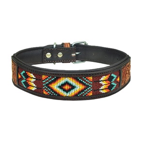 Nueva llegada de correas para mascotas, Collar de perro con cuentas acolchadas suaves de cuero de vaca con herramientas de mano y fabricante de tallado, Collar hecho a medida - Product Image 1