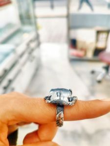 Anillo de Serpiente de Plata de Ley 925 Hecho a Mano, Moderno, con Cuarzo Sintético y Baño de Rodio - Regalo y Fiesta - Product Image 3