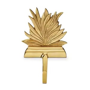 Soporte de media de metal moderno para Navidad Gancho de vacaciones minimalista elegante para medias y decoración pequeña - Product Image 3