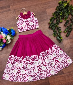 Shoryam Fashion Lehenga Choli pour enfants à imprimé floral - Haut sans manches élégant à volants, jupe longue ethnique, ensemble pour filles, tenue de fête - Product Image 1