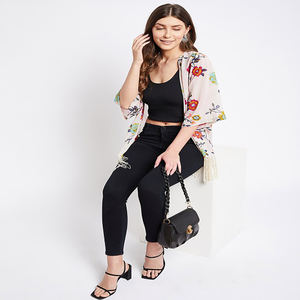 Camiseta Holgada de Algodón Suave para Mujer, Estilo Hip Hop, Ecológica, Pedidos al por Mayor, Temporada de Verano, Mangas Acampanadas con Diamantes Decorativos - Product Image 3