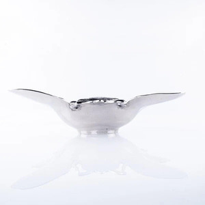 Plateau de service et bol de décoration d'accent Nouveau design Bol de service en métal et verre avec tige superposée à la main en aluminium - Product Image 3