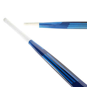 Palos de hockey sobre hierba de fibra de carbono 100% ligeros personalizados 6K 8K de alto rendimiento duradero perfecto para jugadores profesionales - Product Image 3