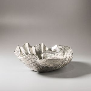 Impresionante tazón de aluminio fundido diseñado para las necesidades de decoración festiva que ofrece una superficie metálica brillante con un estilo elegante. - Product Image 6