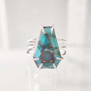 Anillo de Plata de Ley 925 Hecho a Mano para Mujer con Turquesa Azul Natural en Forma de Ataúd, Gema del Mes de Nacimiento de Diciembre, Regalo de Navidad - Product Image 1