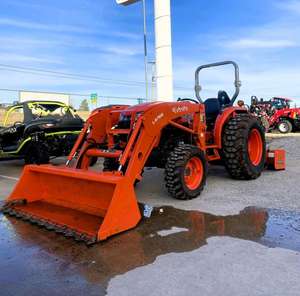 Tractor Kubota Completo en Venta, con M62 TLB Frontal - Product Image 4