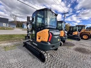 Nueva Miniexcavadora Hyundai HX40A Original de Corea con Motor Yanmar, Bomba Kawasaki, Certificación CE/EPA y Cucharón de 0.21m - Product Image 6