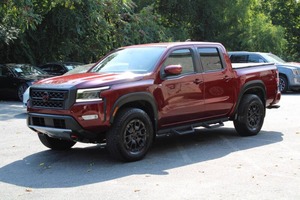 Nissan Frontier 2022 en perfecto estado - Product Image 4
