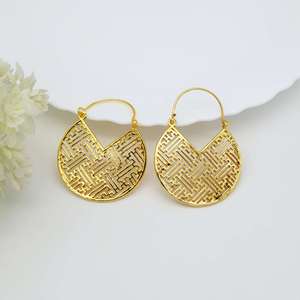 Pendientes de aro de latón de diseñador bohemio a la moda chapados en oro de 18 quilates, peso ligero, joyería única para oreja, regalo para mujer, accesorios - Product Image 4