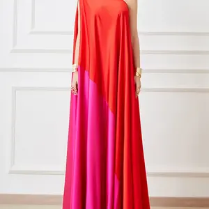 Vestido Largo de Satén con Parches Rojos, Diseño Holgado - Product Image 2