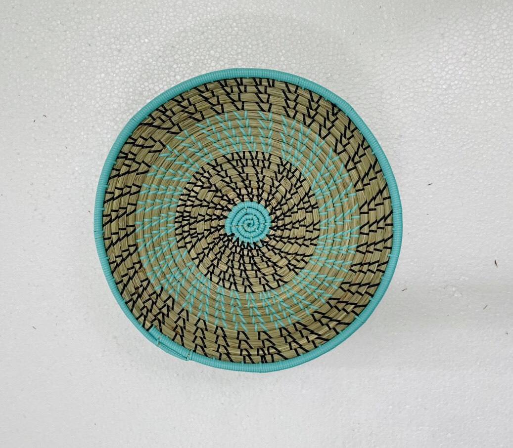 มีสีสัน