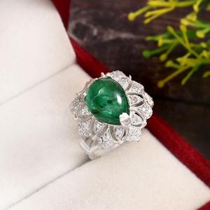 Anillo de Compromiso Clásico Solitario de Plata de Ley 925 con Esmeralda Cultivada en Laboratorio de Corte Pera de 3 Quilates para Mujer, Joyas Shama Gems - Product Image 5