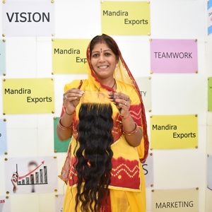 Vente en gros d'extensions de cheveux humains de temple indien ondulés non traités de qualité supérieure 100% Remy vierge couleur noire 6*6 fermeture - Product Image 3