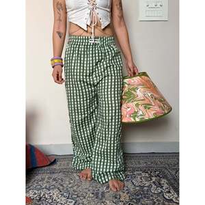Pantalones a Cuadros Verdes para Verano, Tela Suave Tejida, Tabla de Tallas en la Descripción - Product Image 2