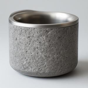 Ensemble d'accessoires de salle de bain de qualité supérieure avec un design moderne en métal, construction écologique et durable pour les espaces de luxe - Product Image 2