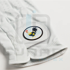 Nouveaux gants de golf en cuir de cabretta avec logo 3D sublimé de coq sur le poignet, avec des trous personnalisés et respirants sur les doigts de golf - Product Image 4