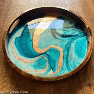 Plateau de service en résine de qualité supérieure fabriqué à la main, pièce unique avec une qualité et un matériau extra optimales à un prix très bas - Product Image 6