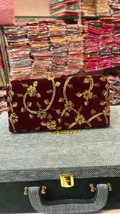 Sac à main Potli brodé traditionnel velours Zari sac à main brodé pour mariage soirée vêtements ethniques - Product Image 3