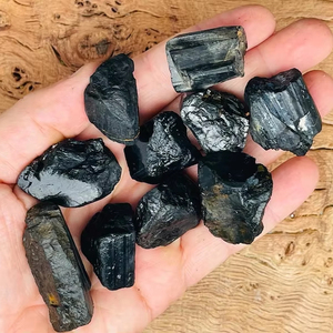 คริสตัลทัวร์มาลีนธรรมชาติสีดำอัญมณีหยาบไม่ผ่านการบำบัดขนาดกำหนดเองสำหรับการทำเครื่องประดับ - Product Image 6