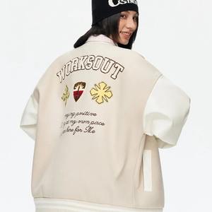 Veste universitaire pour femme Design confortable à la mode Plusieurs couleurs disponibles Parfait pour une tenue décontractée - Product Image 4