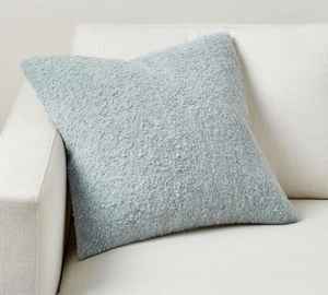 Modern Eco-Friendly Woven Polyester Boucle Decorative <b>Throw</b> <b>Pillow</b> with Zipper Closure Removable & Washable Solid Pattern - Product Image 3