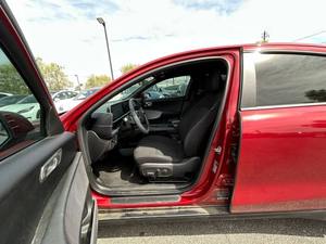 Voiture d'occasion fiable Hyundai IONIQ 6 SE 4 portes berline 2024 - Product Image 5