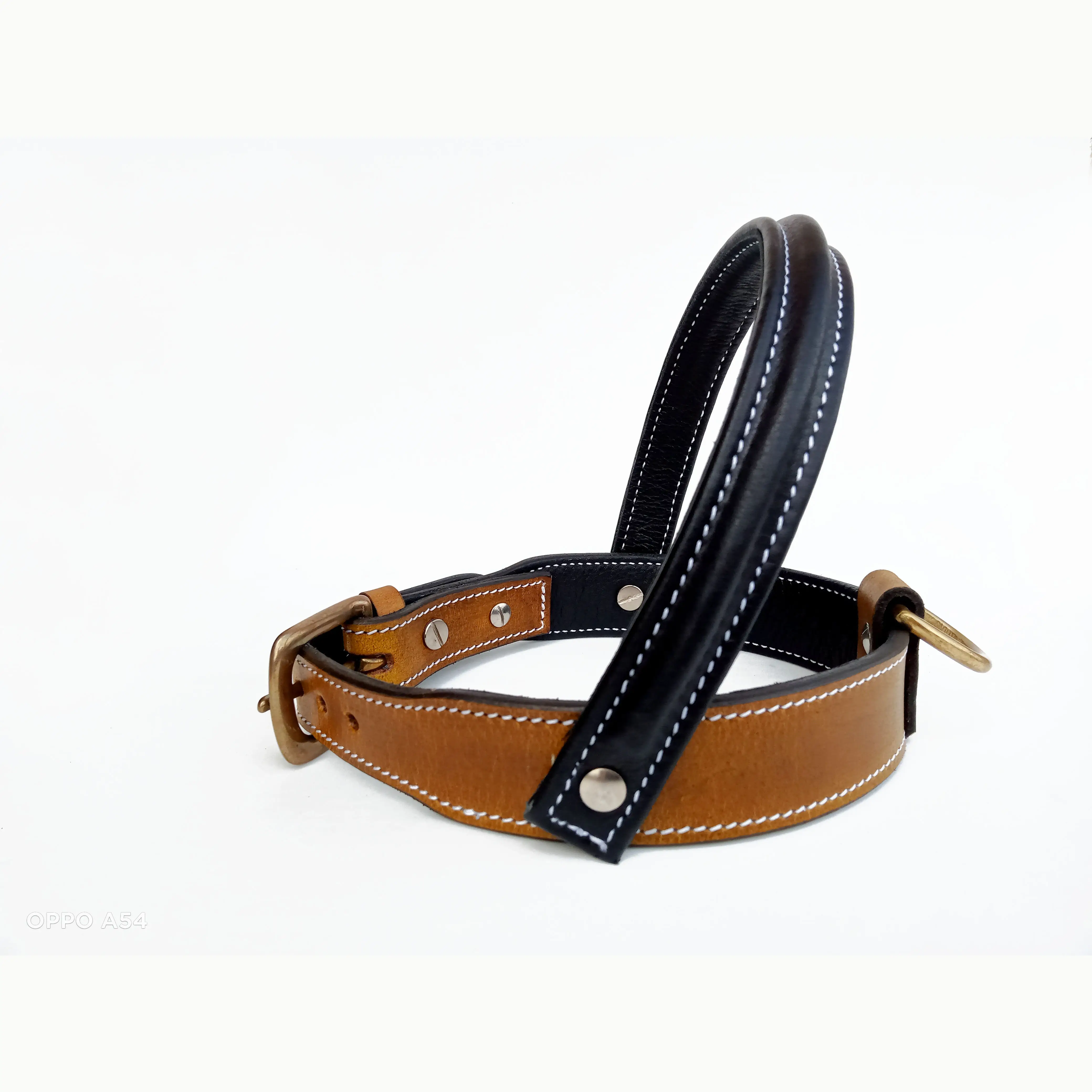 HEAVY DUTY SOLID DOG COLLAR CUSTOMIZED VT LEATHER COLOR & SIZE GENUINE PET ACCESSORIES AT FACTORY PRICE ALL OEM ACCEPTED