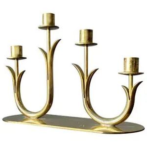 Bougeoir en métal de style vintage avec finition rustique adapté à la décoration intérieure traditionnelle et aux cérémonies religieuses - Product Image 2