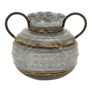 Vases à fleurs artistiques en métal avec des formes exclusives avec finition polie dorée pour un décor contemporain - Product Image 3