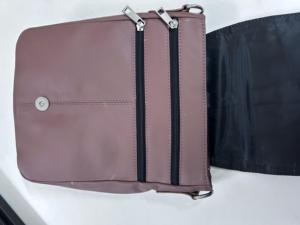 Nuevo Estilo, Bolso Bandolera Unisex de Cuero Genuino, Correa Única, Gran Capacidad, Portátil, Nuevo Estilo de Moda en Oferta - Product Image 3