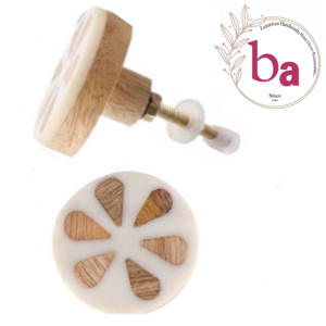 Tiradores de armario y puerta de cajón de latón de madera de resina blanca moderna y tirador para armario, tocador, dormitorio o uso en la cocina - Product Image 1