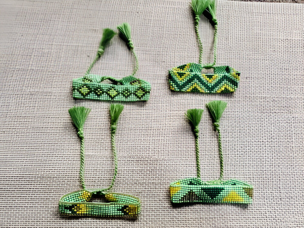 สีเขียว