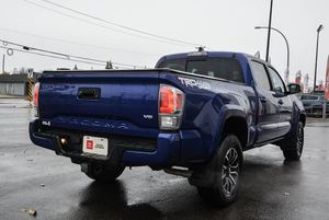 Toyota Tacoma Doble Cabina V6 4WD, Fiabilidad Renacida, Caja de Cambios Automática, Motor Turbo, 16\", Cuero, Listo para Todoterreno, Color Oscuro, en Venta - Product Image 5